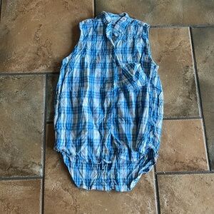 HESHY SLEEVELESS BLOUSE